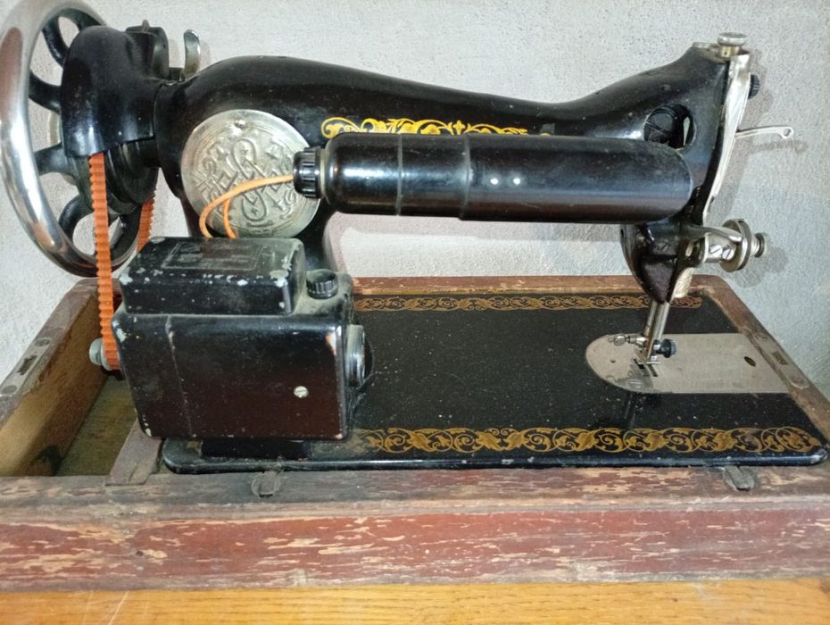 Швейная машинка и Оверлок