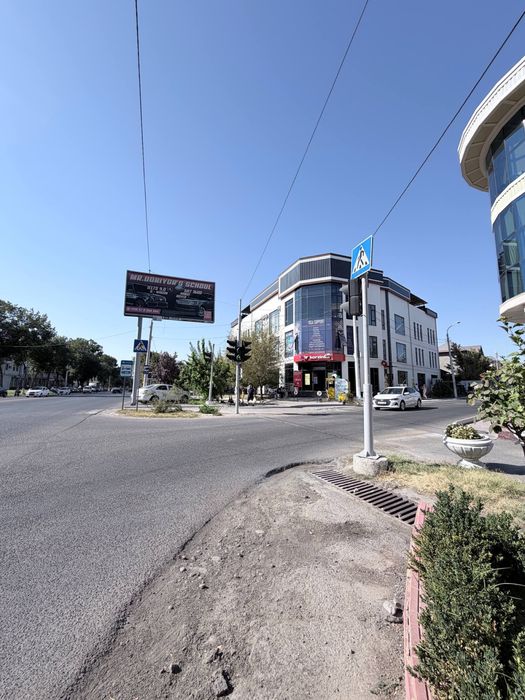 Novostroyka Yunusobod 4 mavze 1xona 48м2 2 qavat sotiladi