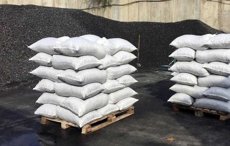 недорого  доставка угля в мешках