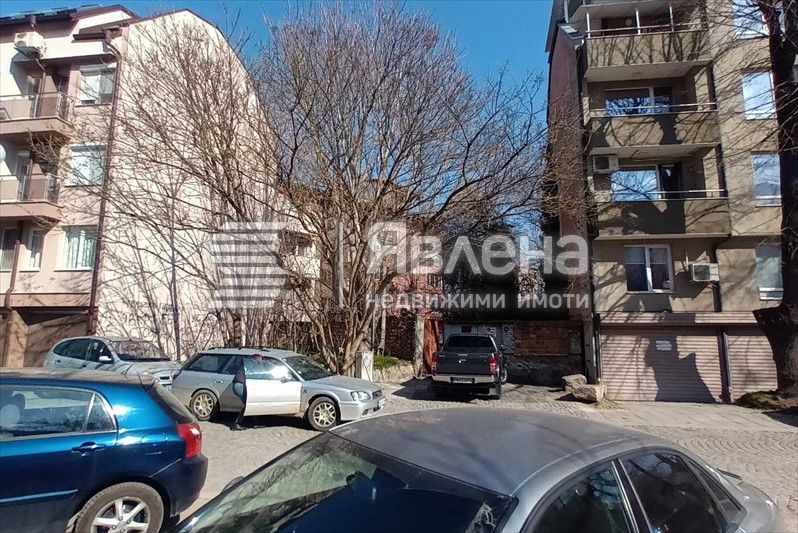 Продава се Парцел в Пловдив, Център - 425 кв.м за 1130 €/кв.м - Снимка #1