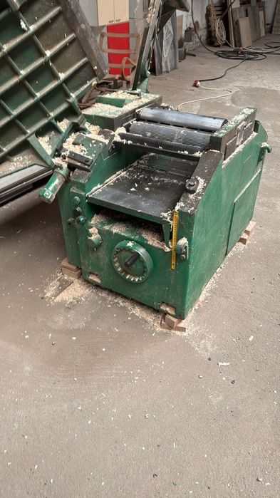 Masina universala de tamplarie