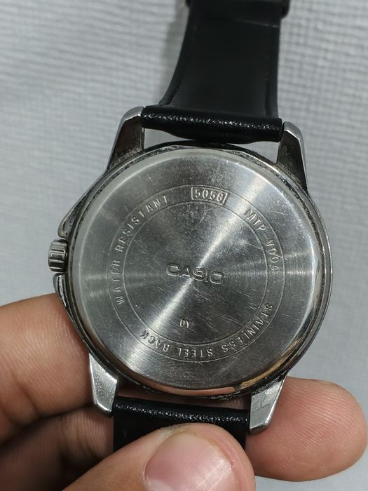 Продам часы Касио оригинальные