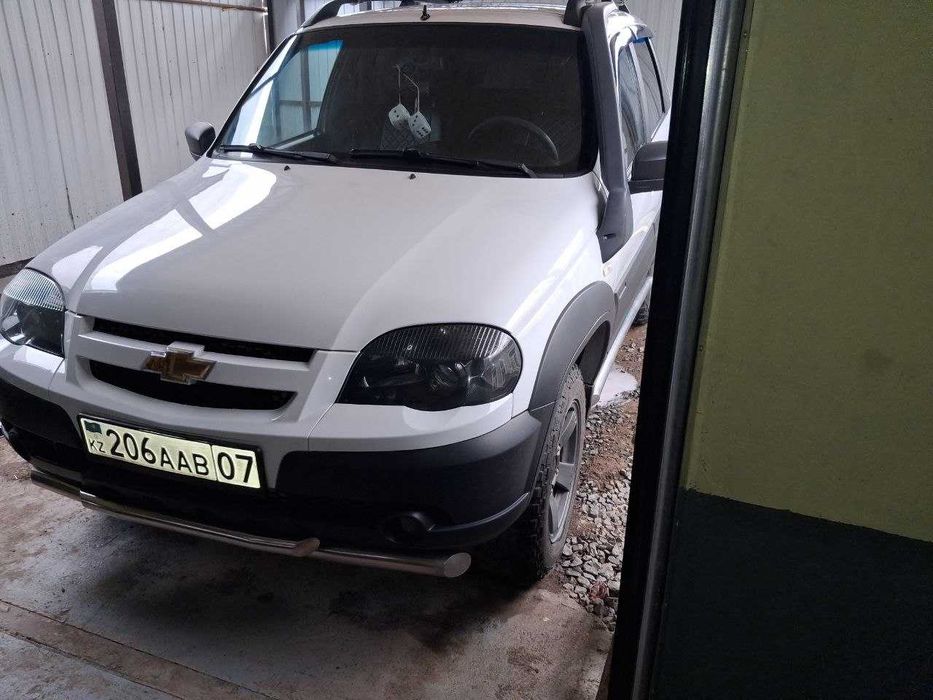 Продам Chevrolet niva 2019 год