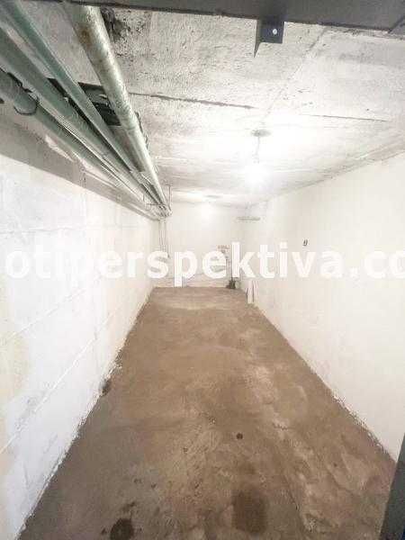 Продава се Гараж / Паркомясто в Пловдив, Кършияка - 21 кв.м за 1239 €/кв.м - Снимка #1