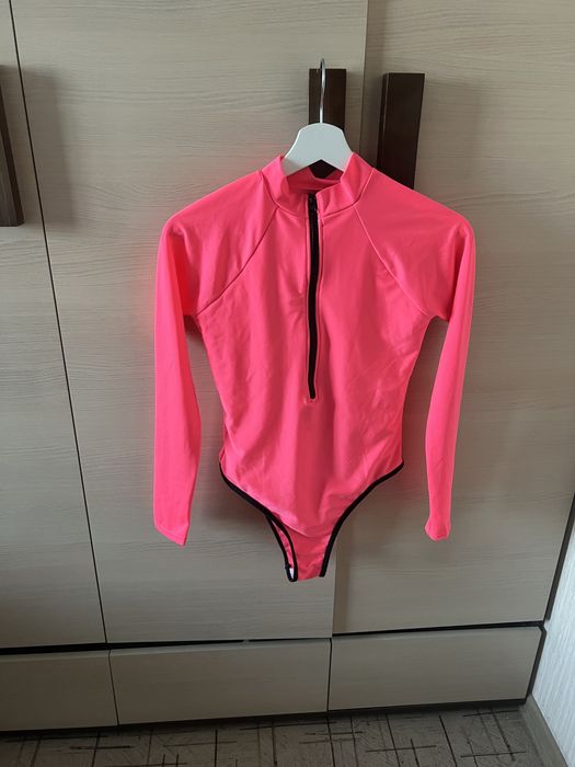 Закрытый купальник