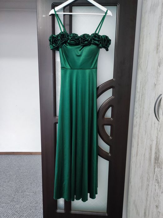 Rochie lungă, de seară