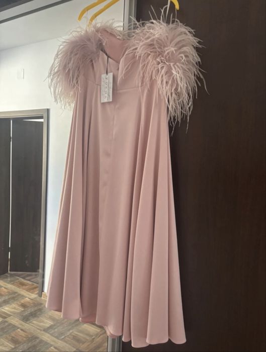 Rochie Poema deosebita noua