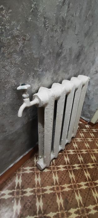 Продам батарей 5 секций