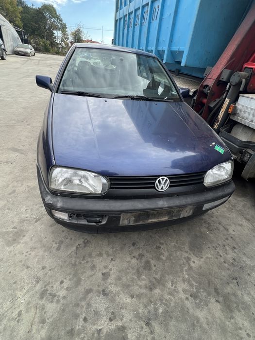 Volkswagen Golf 3 1.4 НА ЧАСТИ