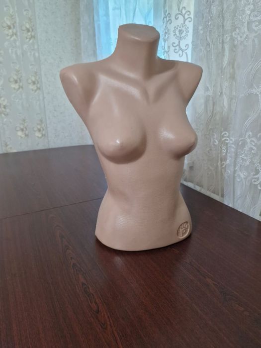 Манекены женские