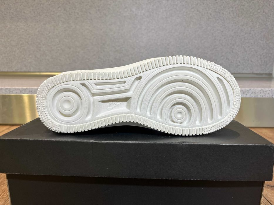 ОРИГИНАЛНИ *** Nike Air Force 1 PLT.AF.ORM "Barely Green"