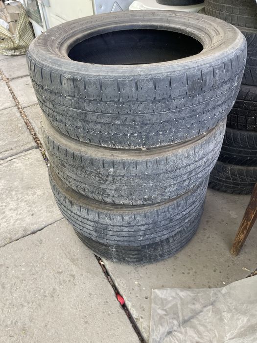 235 60 R18 комплект резины