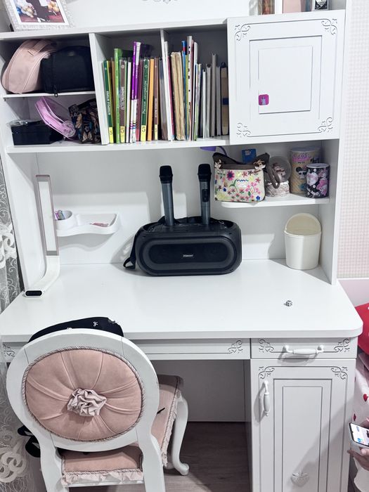 Продам столики детские