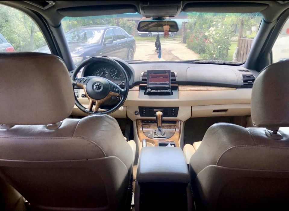 Bmw x5  3000 benzina si gpl