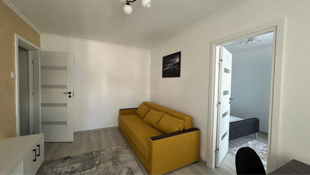 Inchiriez apartamenr 2 cam