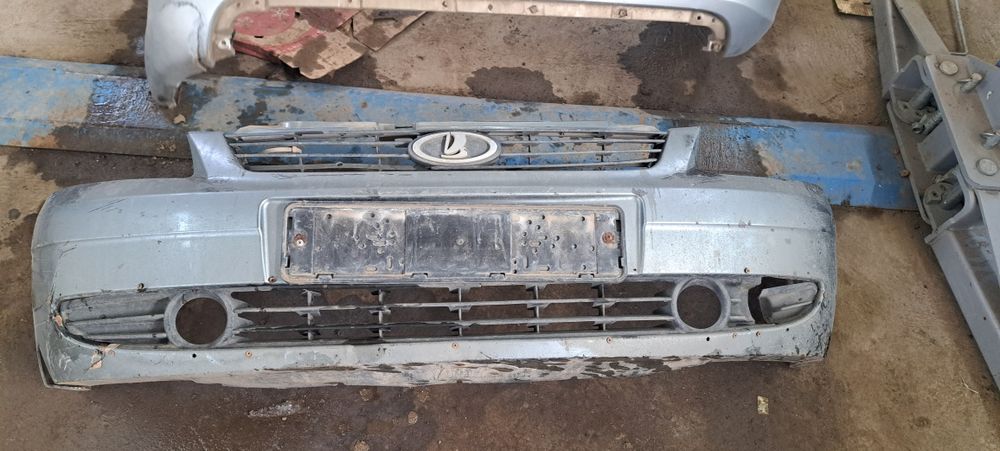 Бампер приора фара