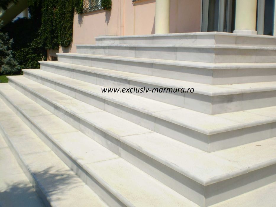 FABRICA Trepte, glafuri, blaturi, marmura, granit, travertin, montaj