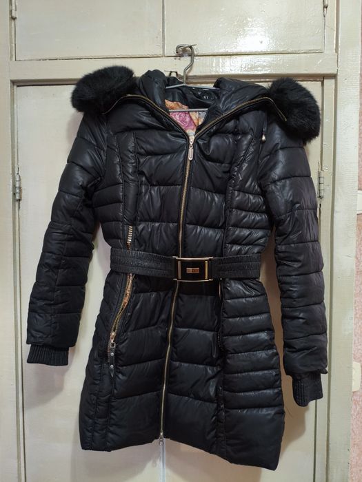 Пуховики и пальто