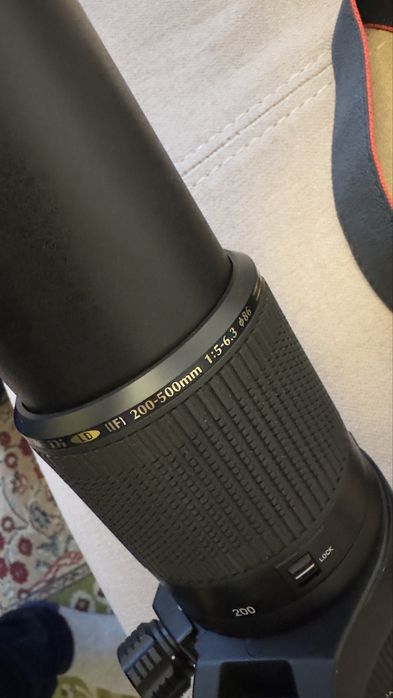 Canon 2000D cu obiectiv Tamron 200-500 si SIGMA 70-300 pret 1500 lei FIX
