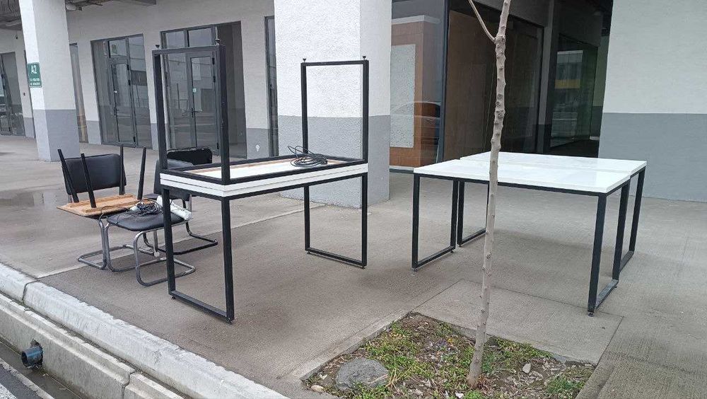 Стол в стиле лофт