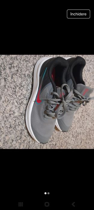 Vând urgent adidași Nike