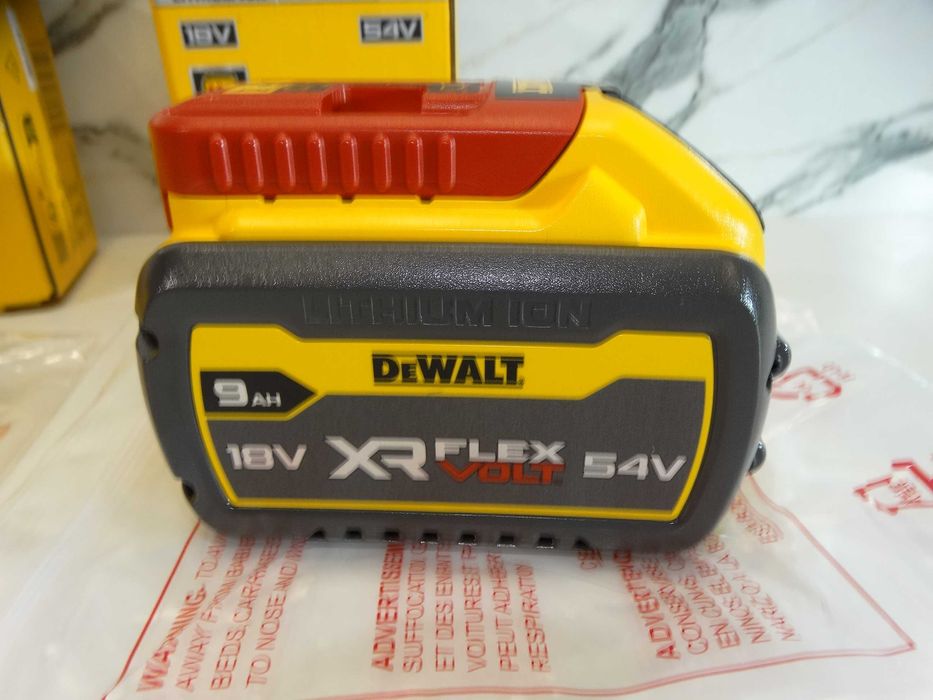 Dewalt Flex Volt 54 V - Батерия 6.0 Ah / 9.0 Ah