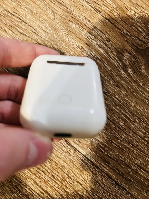 Аирподс 2 состояние хорошее