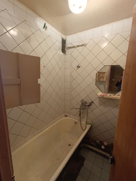 Юнусабад 12, 3/1/5. Балкон 2*6. Уч бакалок.