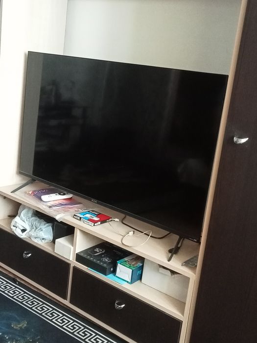 Продам телевизор за 80000 тысяч