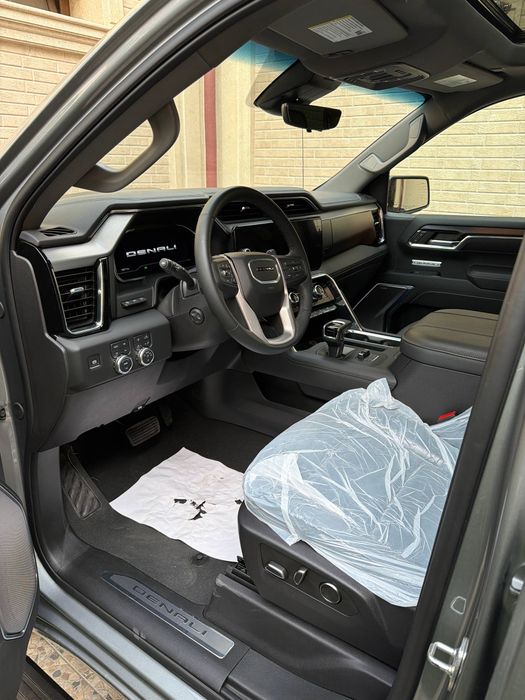 GMC Sierra Denali 6.2 L SROCHNO