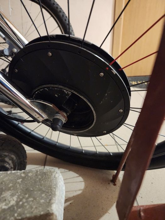 Trotinete și biciclete electrice