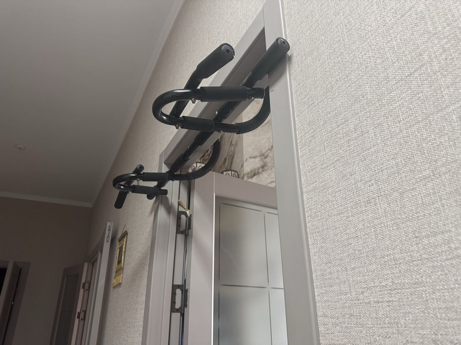 Турник для дома в квартиру