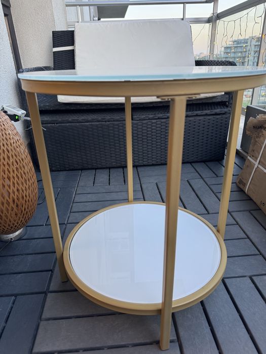 Masa de cafea cu geam de sticla