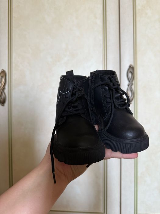 Детские сапоги Zara
