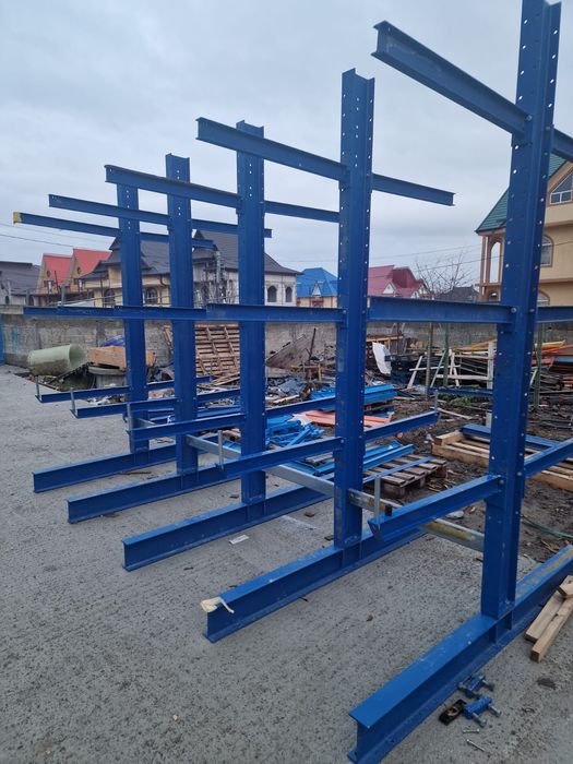 Rafturi cantilever depozitare țevi