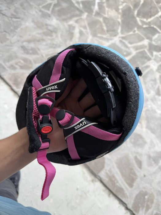 Ски/сноуборд каска Uvex + оригинална торба Adidas