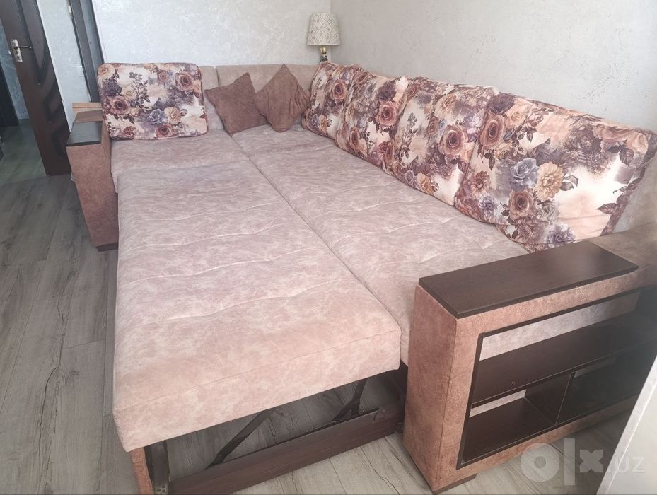 Продаётся  уголок