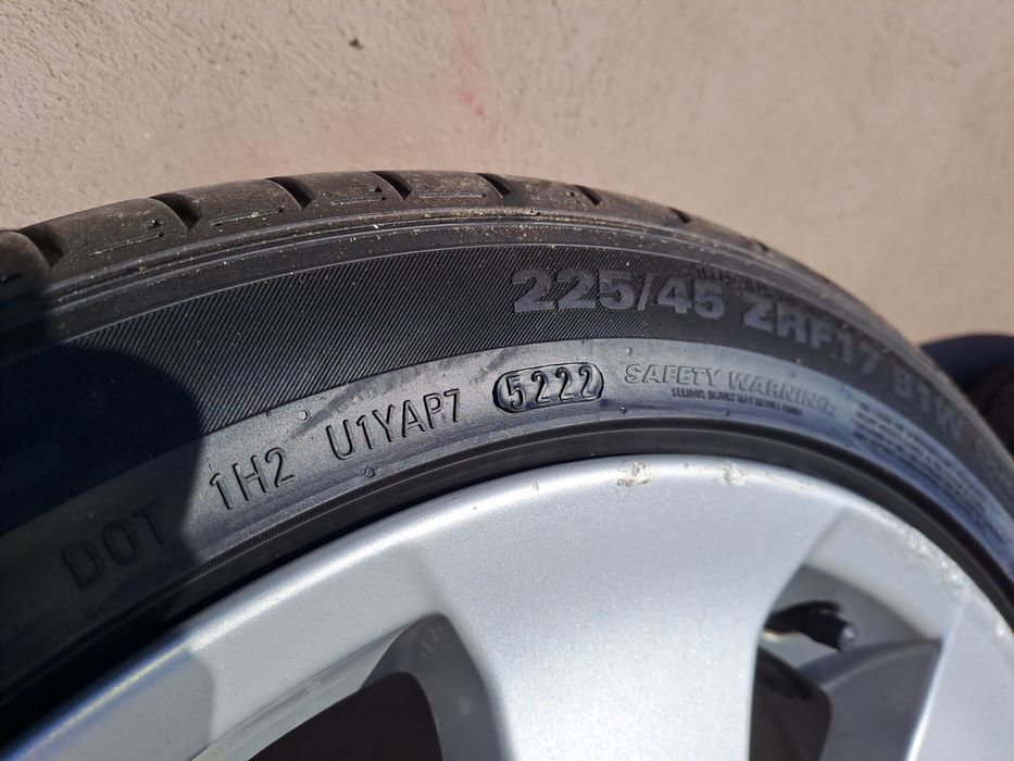 Vând roți complete bmw e90.