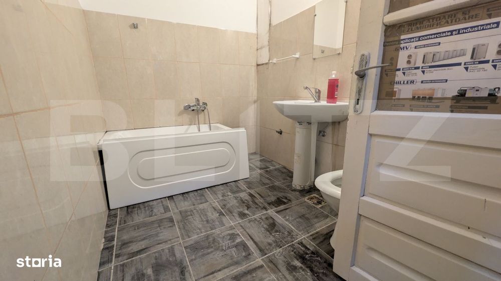 Spatiu pentru birouri, 233 mp, zona Sud