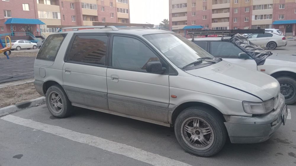 Продам машину...