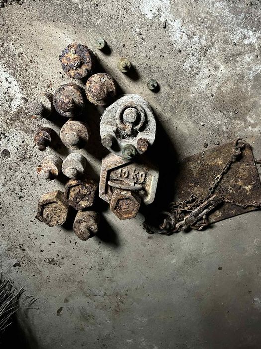 Căntar vechi cu greutăți