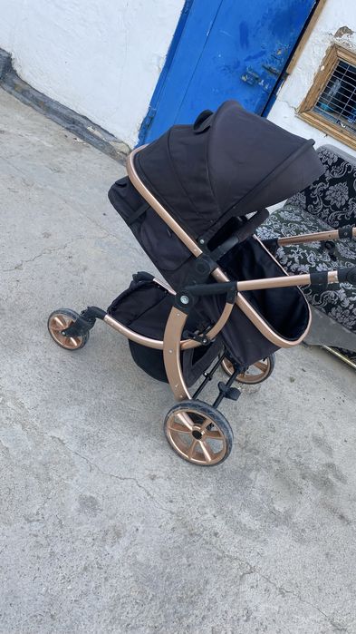 Продам коляски хорошем состояни