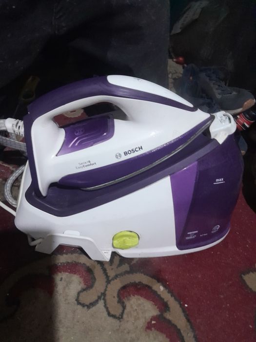 Утюг паровой, стационарный.