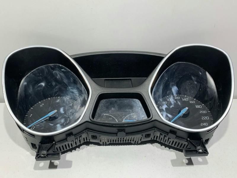 Ceasuri bord europa Ford Focus 3 BM5T-10849-CU 1.6 tdci cutie manuala