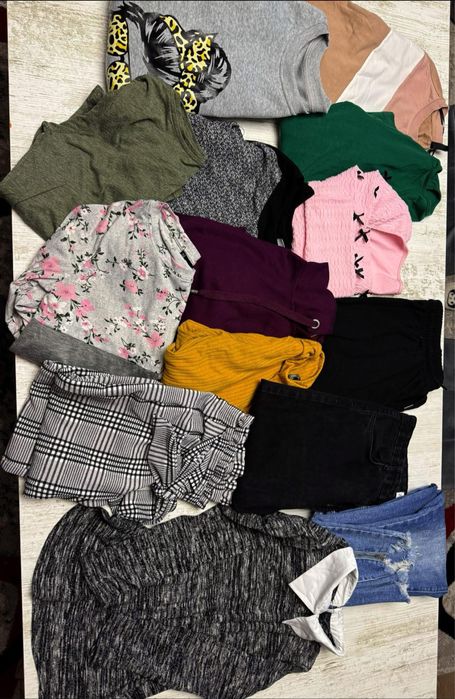 Vand lot haine dama M-L