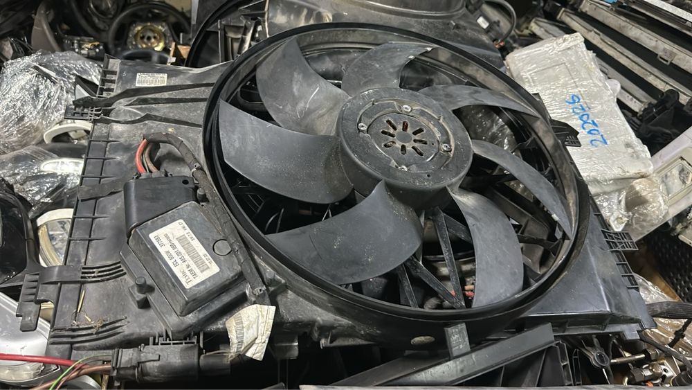 Вентилятор радиатора на w203 Мерседес