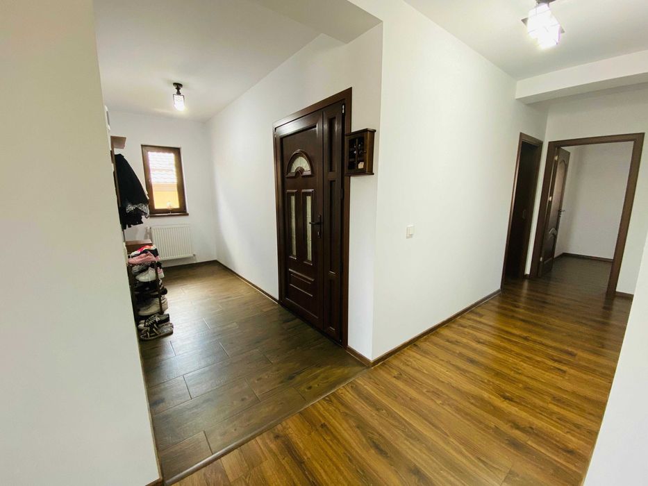 Inchiriez Apartament 3 Camere - Voluntari