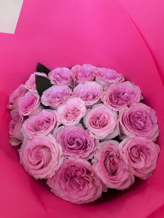 Букет с розовыми розами 19шт