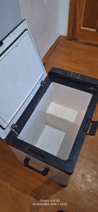 Атомобильный холодильник, пподаю по ненадобносьтю.
