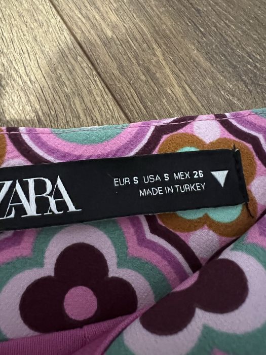 Пола Zara размер С